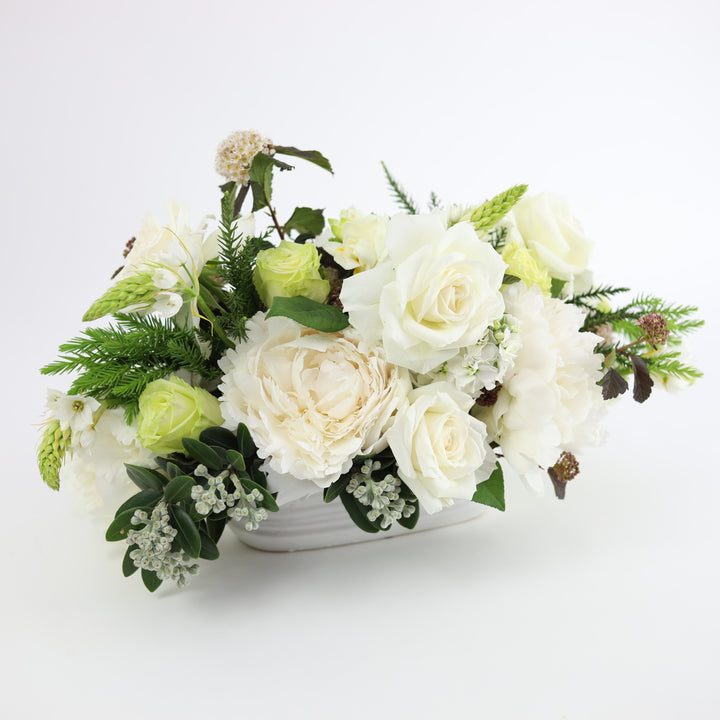 White & Green Festive Table Arrangement