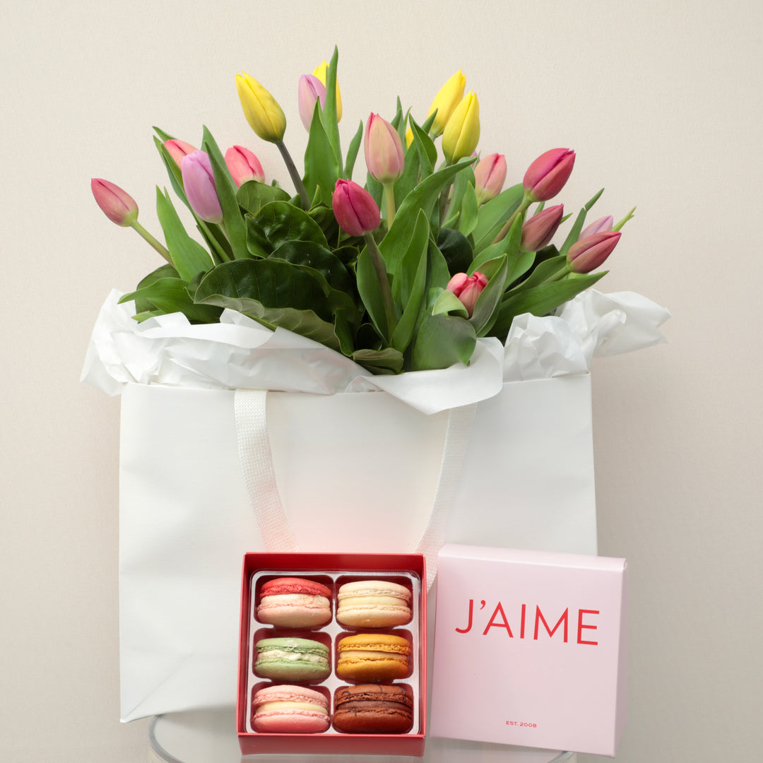 Bright Tulip Bouquet & J’aime Macarons - Brooklyn Flowers