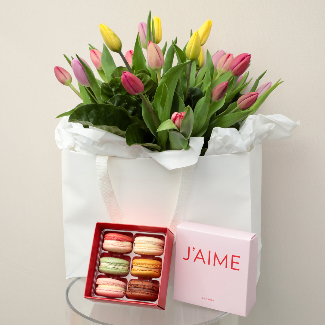 Bright Tulip Bouquet & J’aime Macarons - Brooklyn Flowers