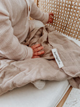 Load image into Gallery viewer, BAMBOO BLEND SWADDLE - OATMEAL
